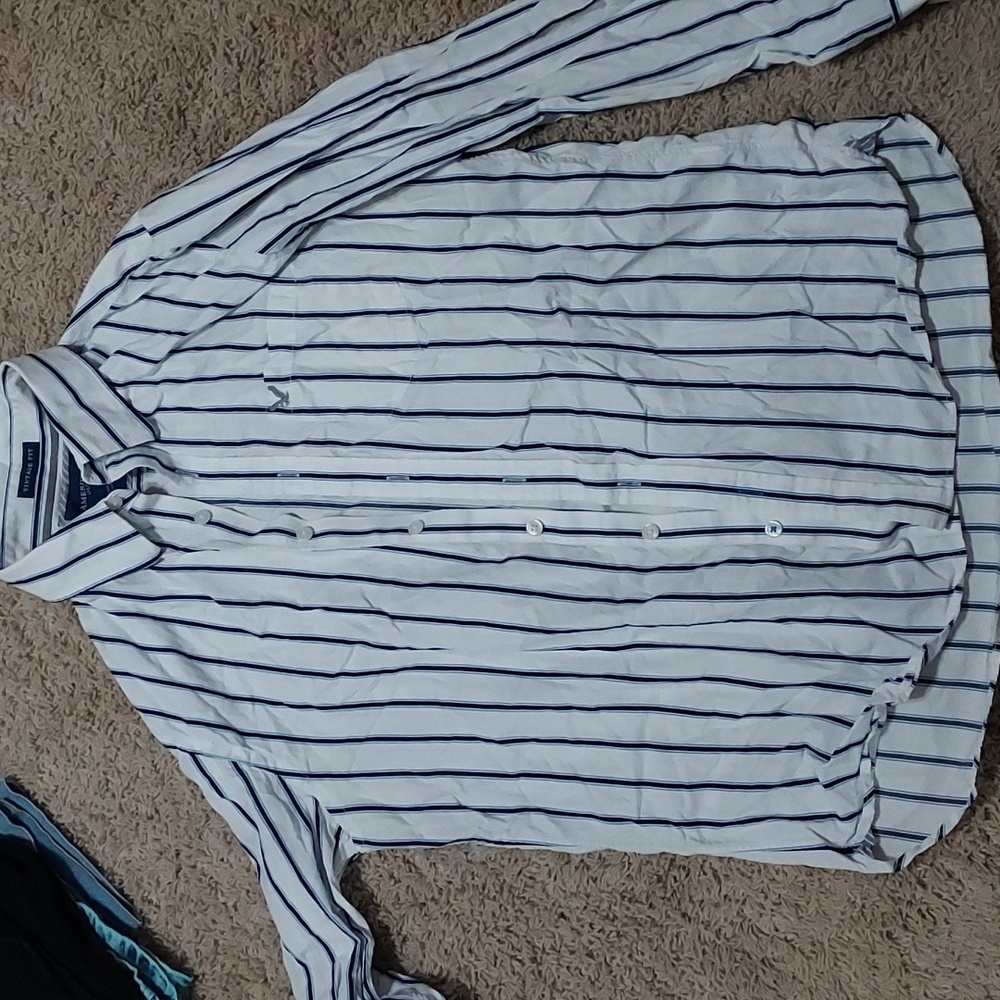 Men's vintage fit button up